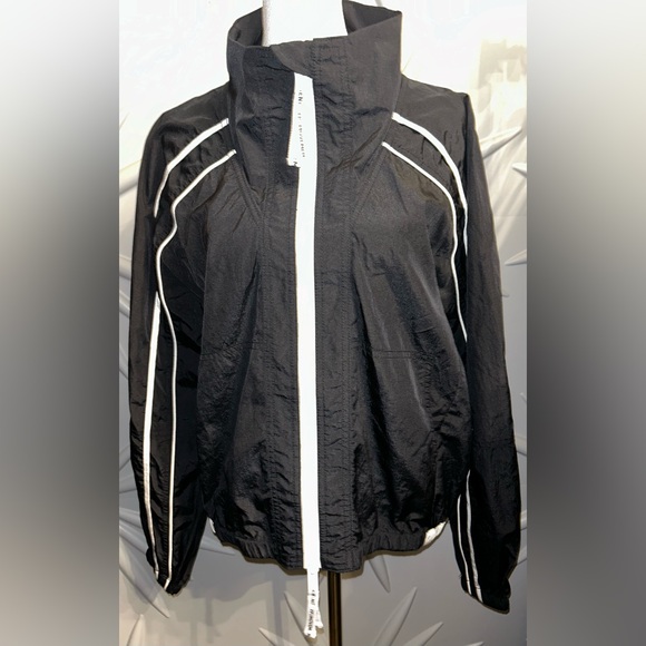 NWT FP Movement SZ M black/white dual direction, zip front jacket w/pockets. - Picture 8 of 14